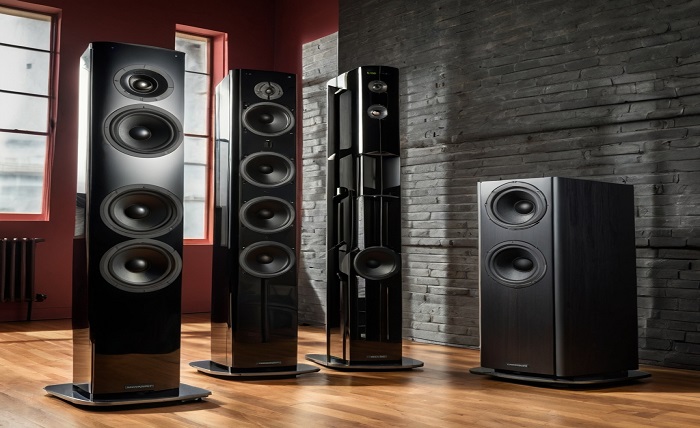definitive technology speakers