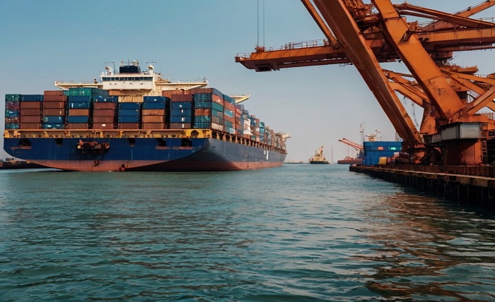 adani port share price