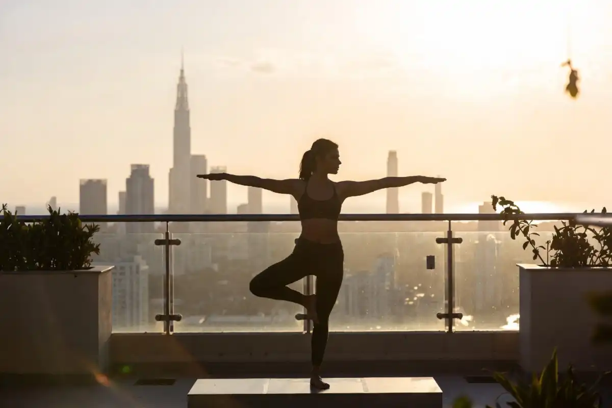 Shefali Jariwala doing yoga for her fitness content in 2025
