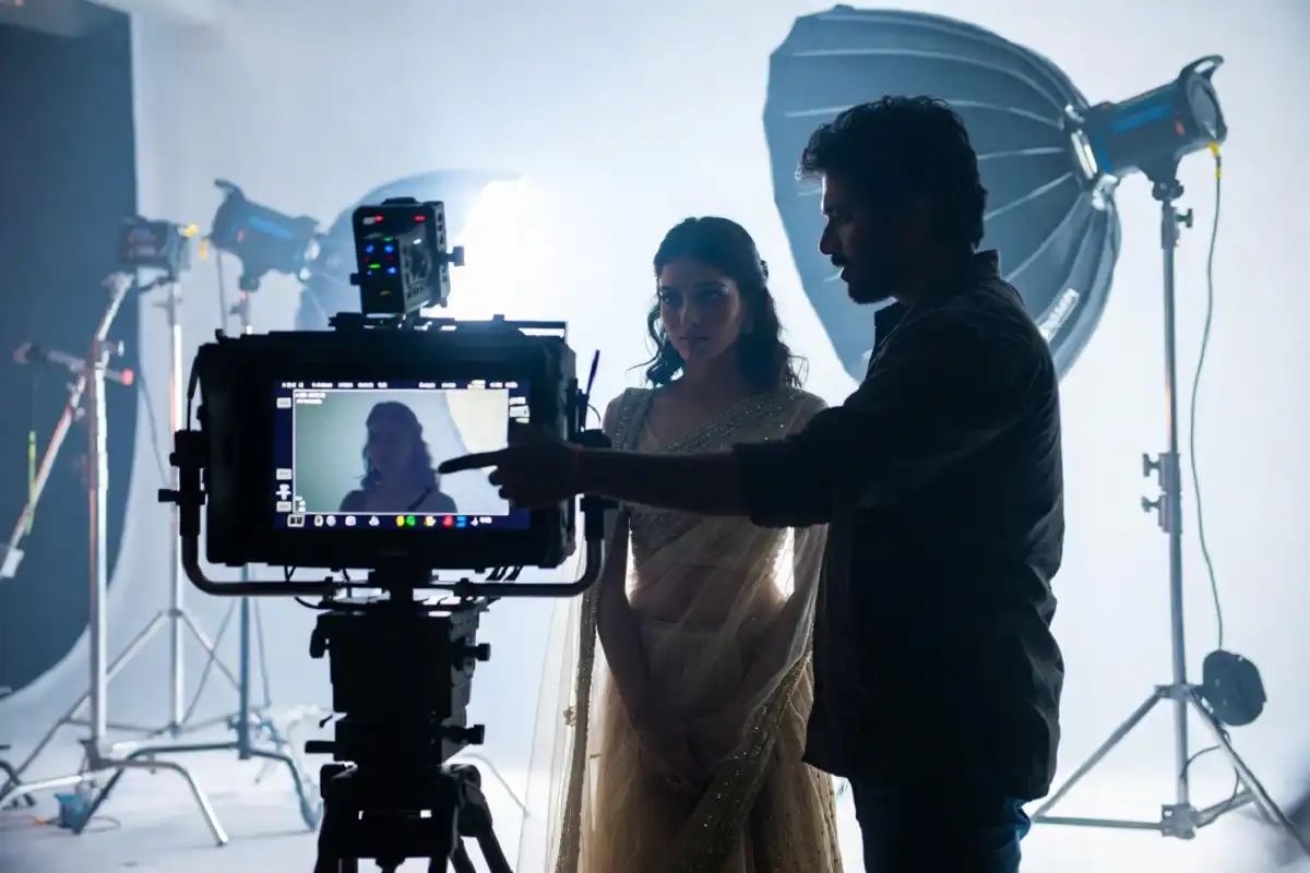 Shefali Jariwala in a web series shoot in 2025